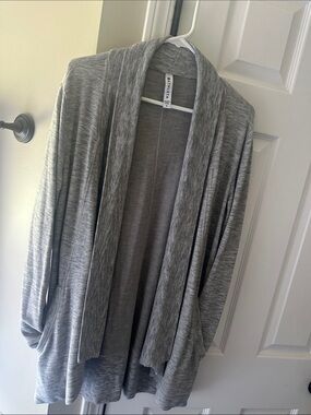 Athleta Gray Pranayama Women's Cardigan Small Sweater